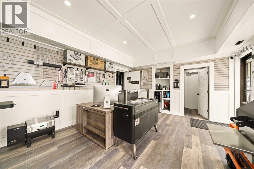 1020 Laut Avenue Property Photo 3