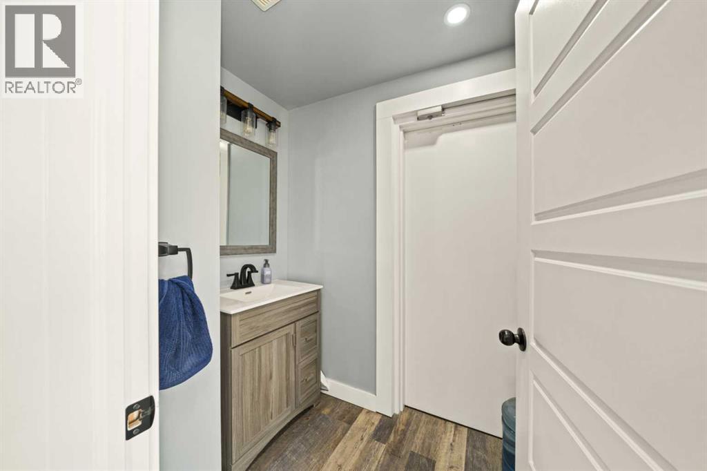1020 Laut Avenue Property Photo 4