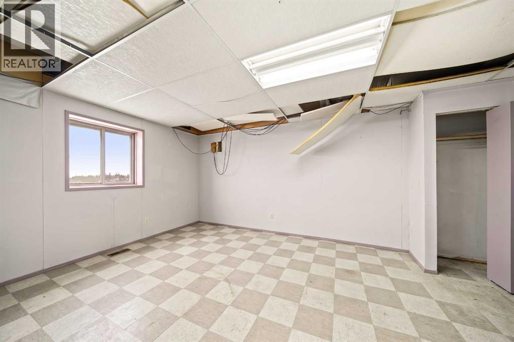 1020 Laut Avenue Property Photo 14
