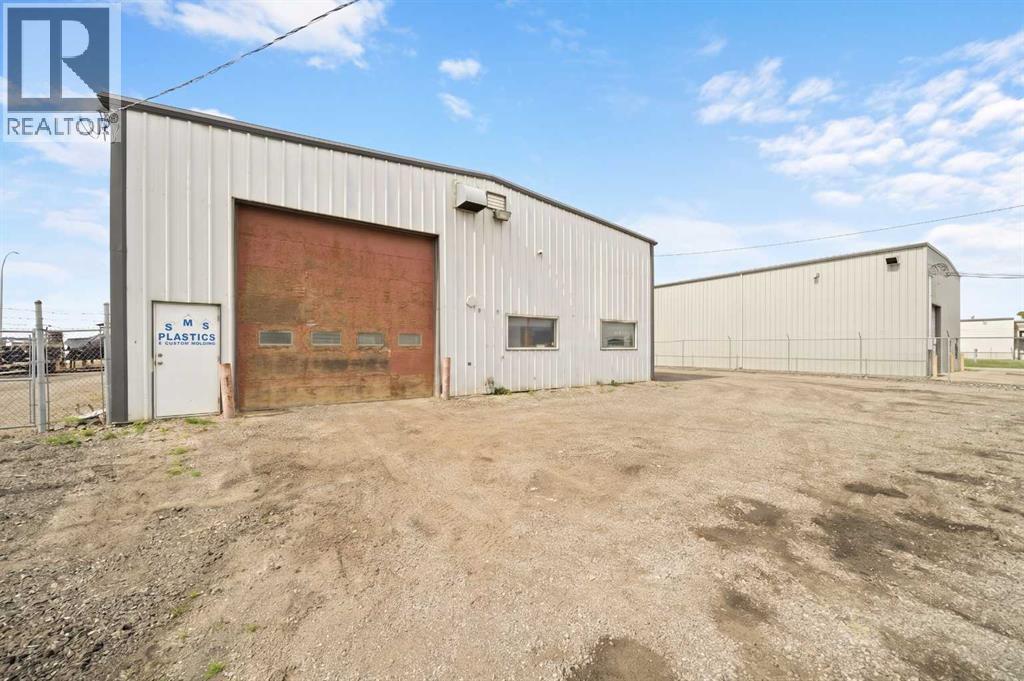 1020 Laut Avenue Property Photo 21