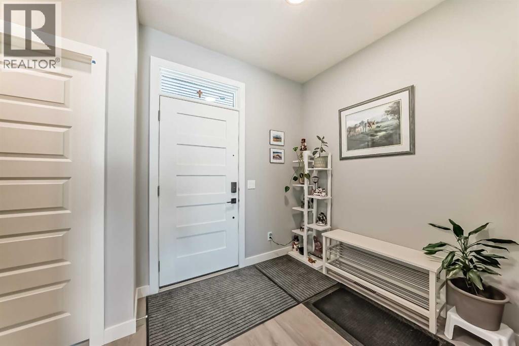 15053 37 Street Sw Property Photo 2