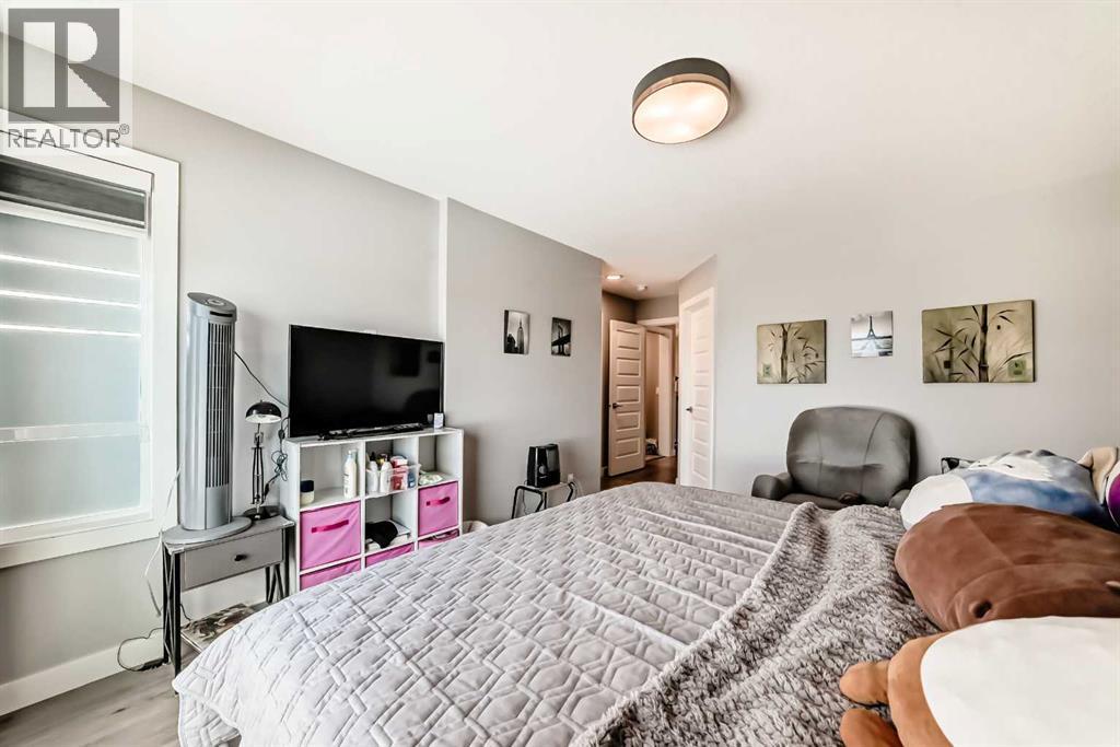 15053 37 Street Sw Property Photo 19
