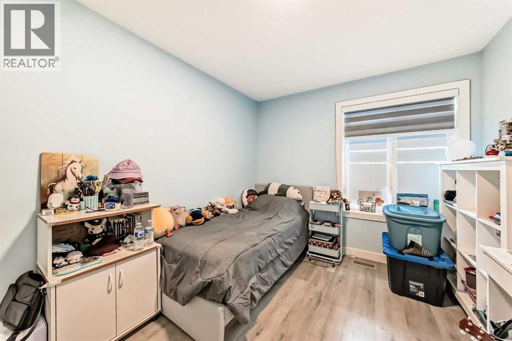 15053 37 Street Sw Property Photo 24
