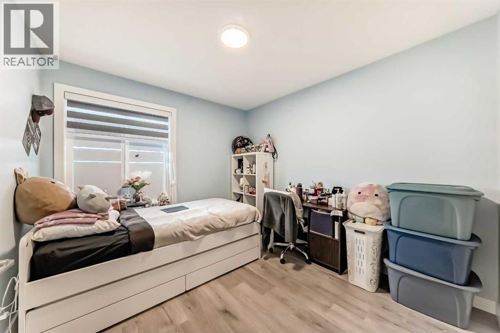 15053 37 Street Sw Property Photo 26