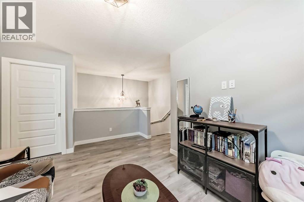 15053 37 Street Sw Property Photo 30