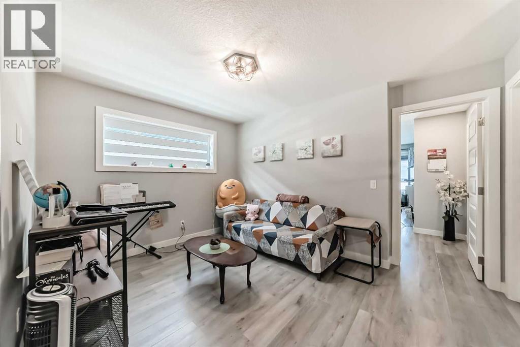 15053 37 Street Sw Property Photo 31