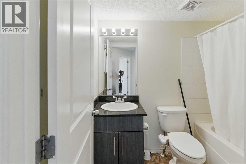 15 Saddlestone Way Northeast Property Photo 15