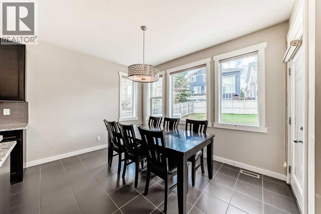 210 Stonemere Green Property Photo 8