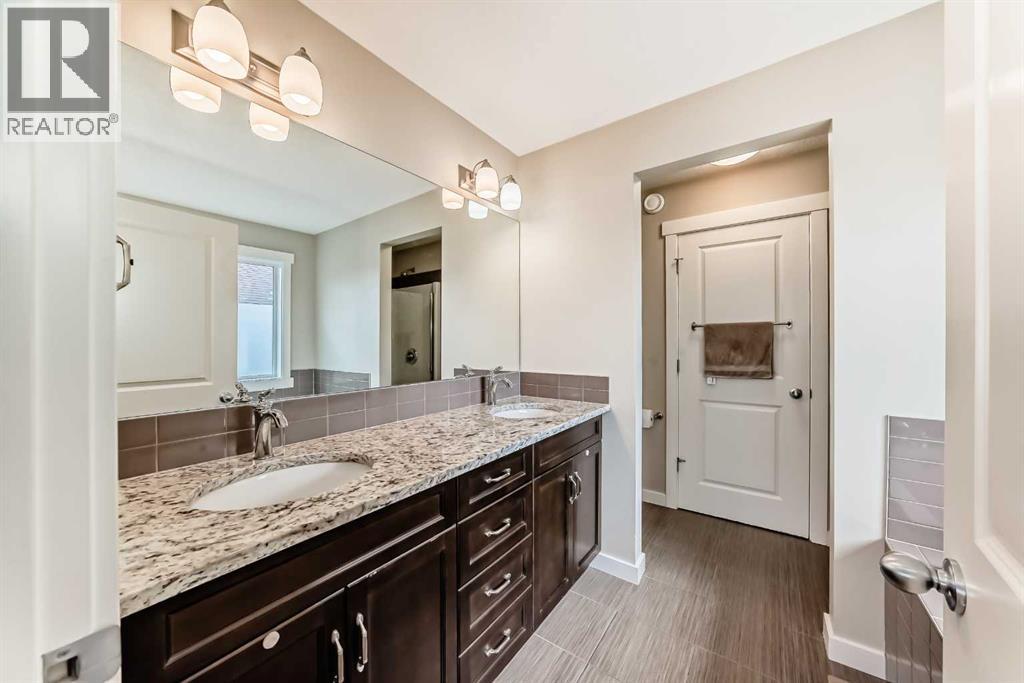 210 Stonemere Green Property Photo 17