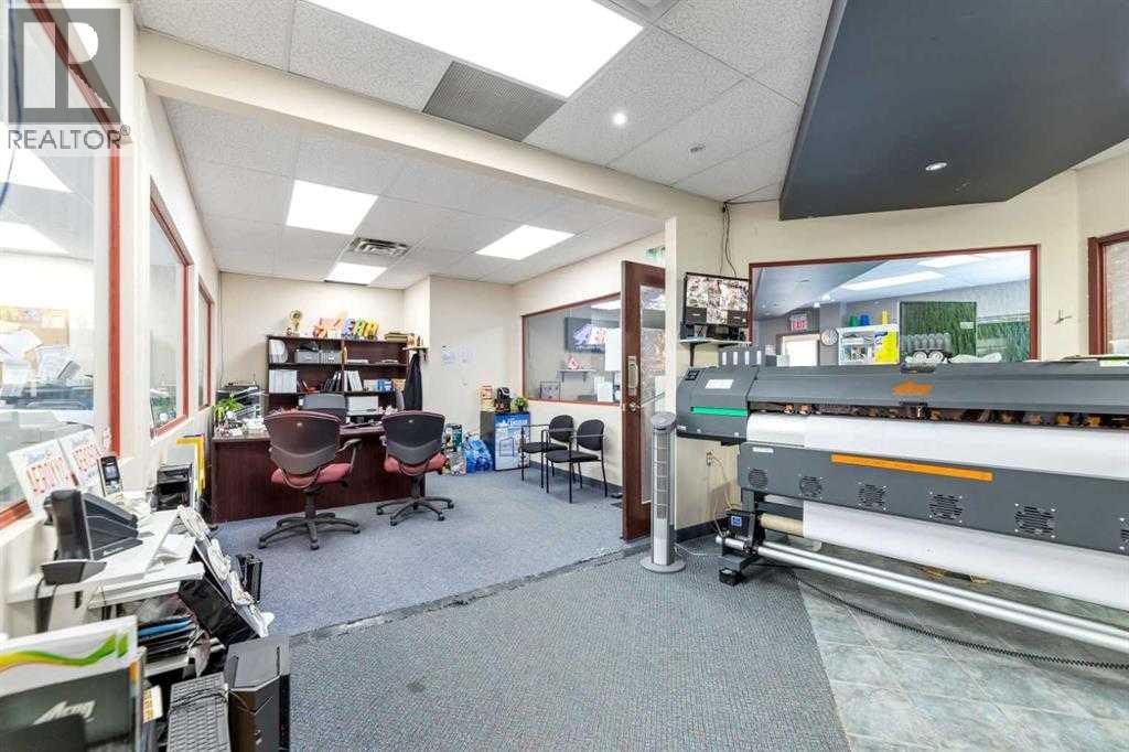4852 50 Avenue Ne Property Photo 24