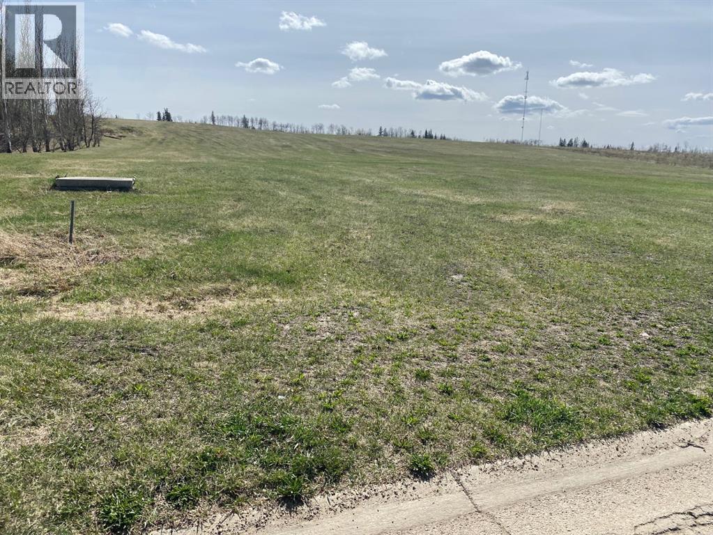 5310 44 Avenue Property Photo 1