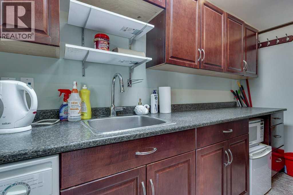 4606 48 Avenue Property Photo 23