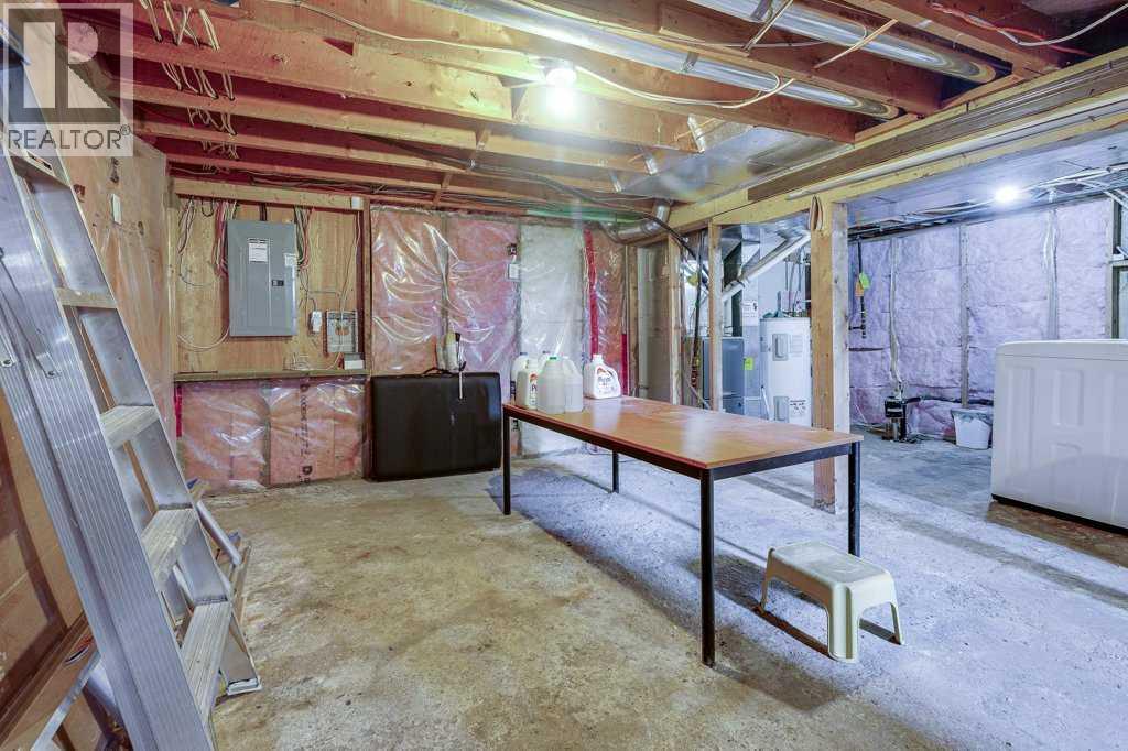 4606 48 Avenue Property Photo 29