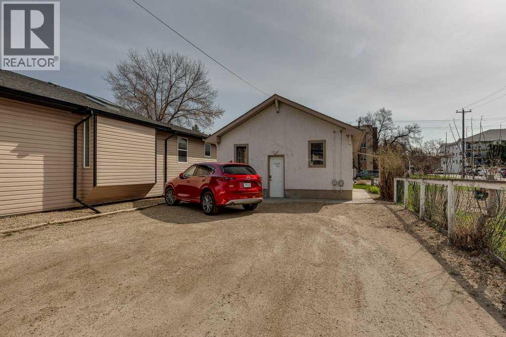 4606 48 Avenue Property Photo 34
