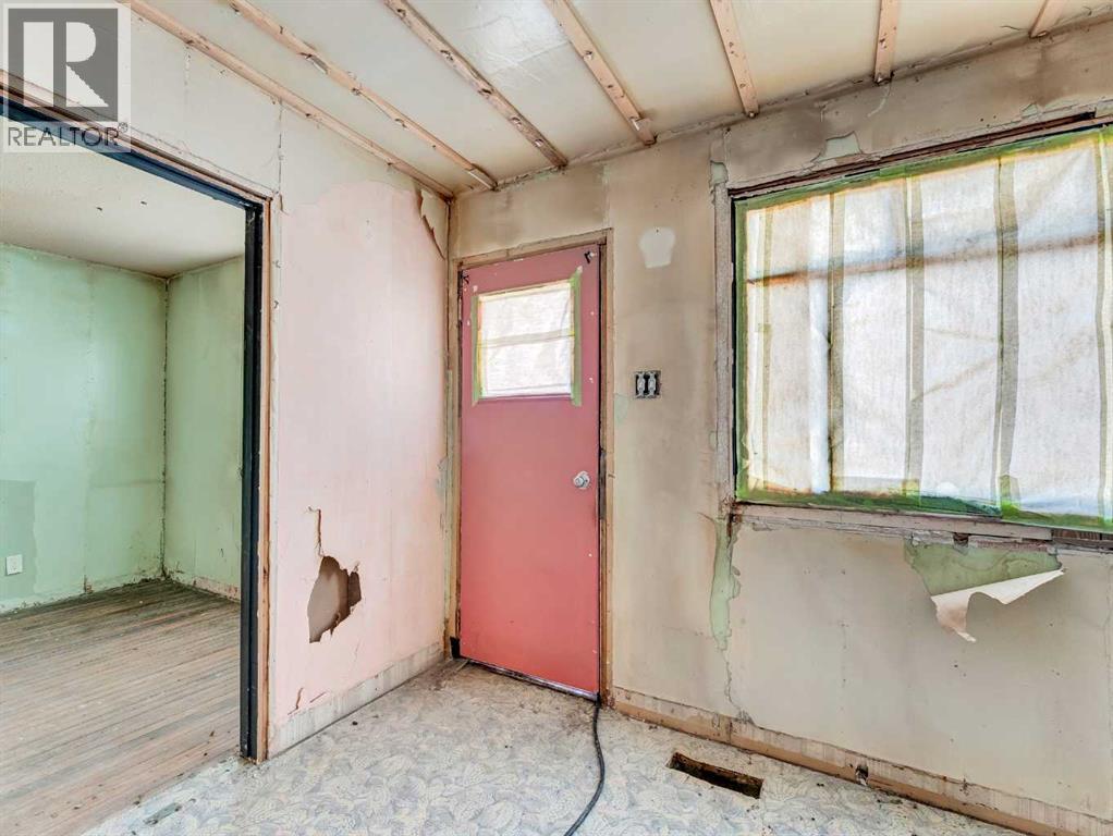 640 Pottery Street Se Property Photo 7