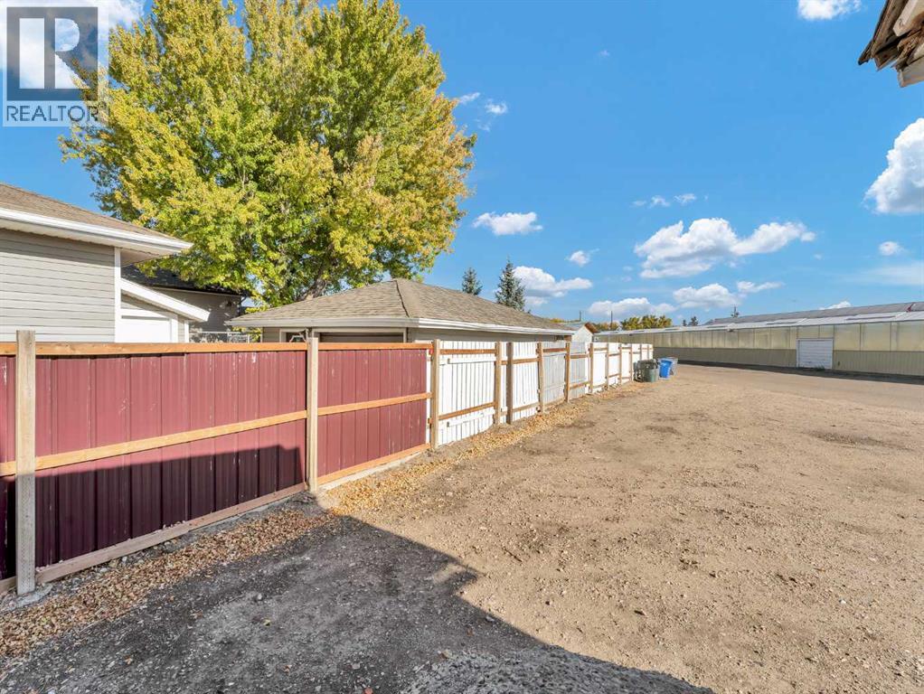 640 Pottery Street Se Property Photo 24