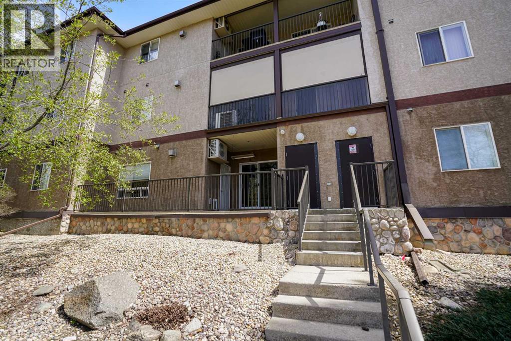 4834 52a Street Property Photo 17