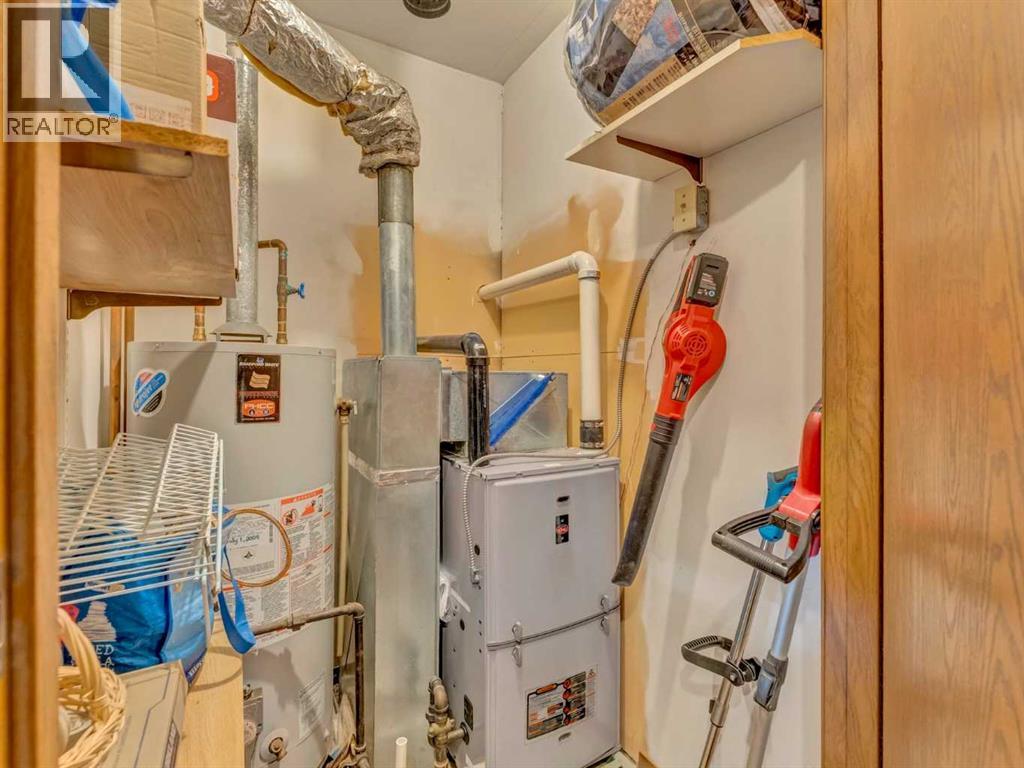 437 3 Avenue Property Photo 17