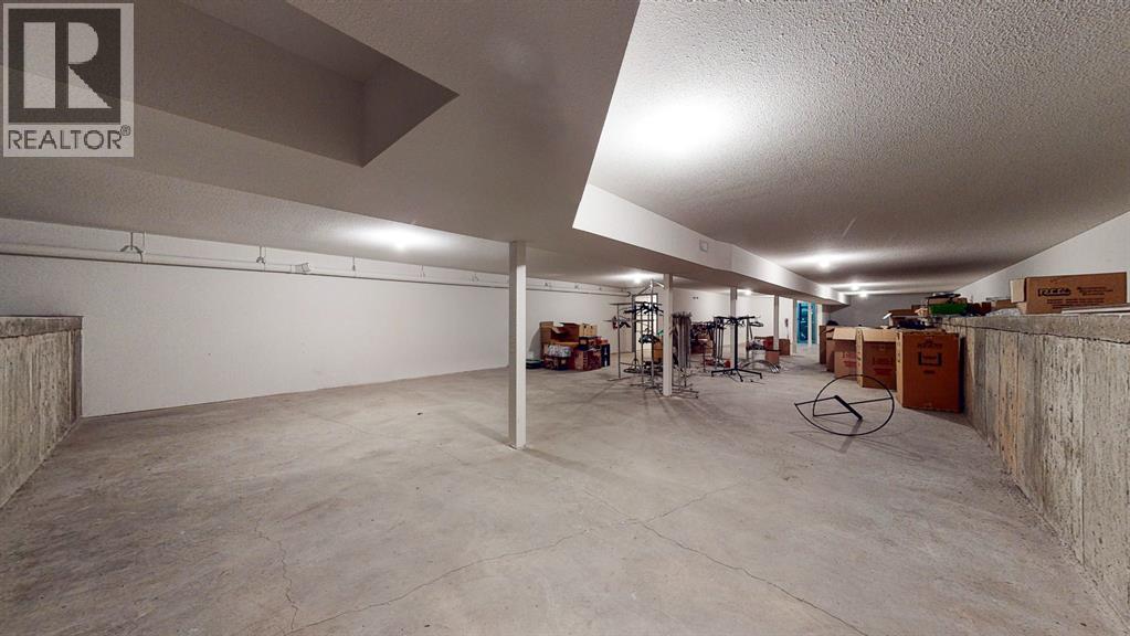 649 3 Street Se Property Photo 18