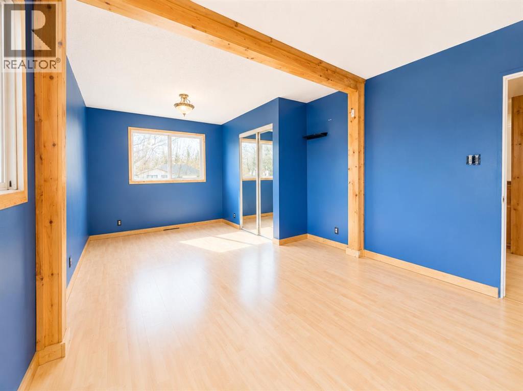 5015 Day Street Property Photo 12