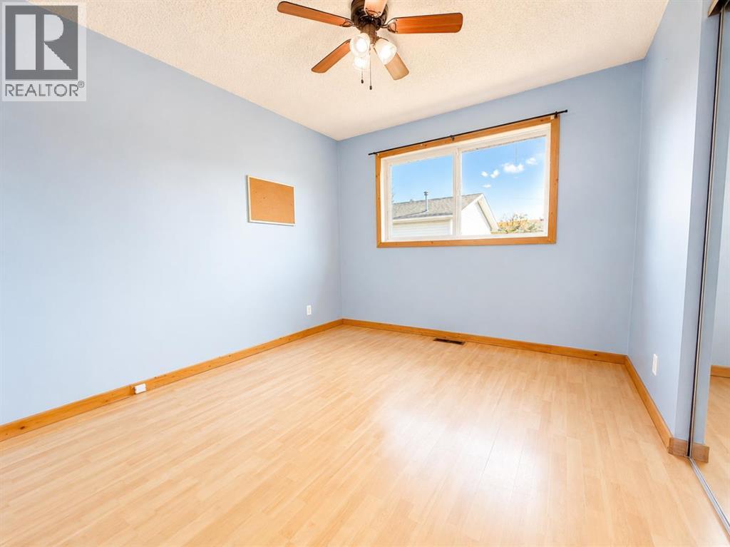 5015 Day Street Property Photo 15