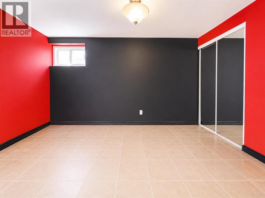 5015 Day Street Property Photo 18