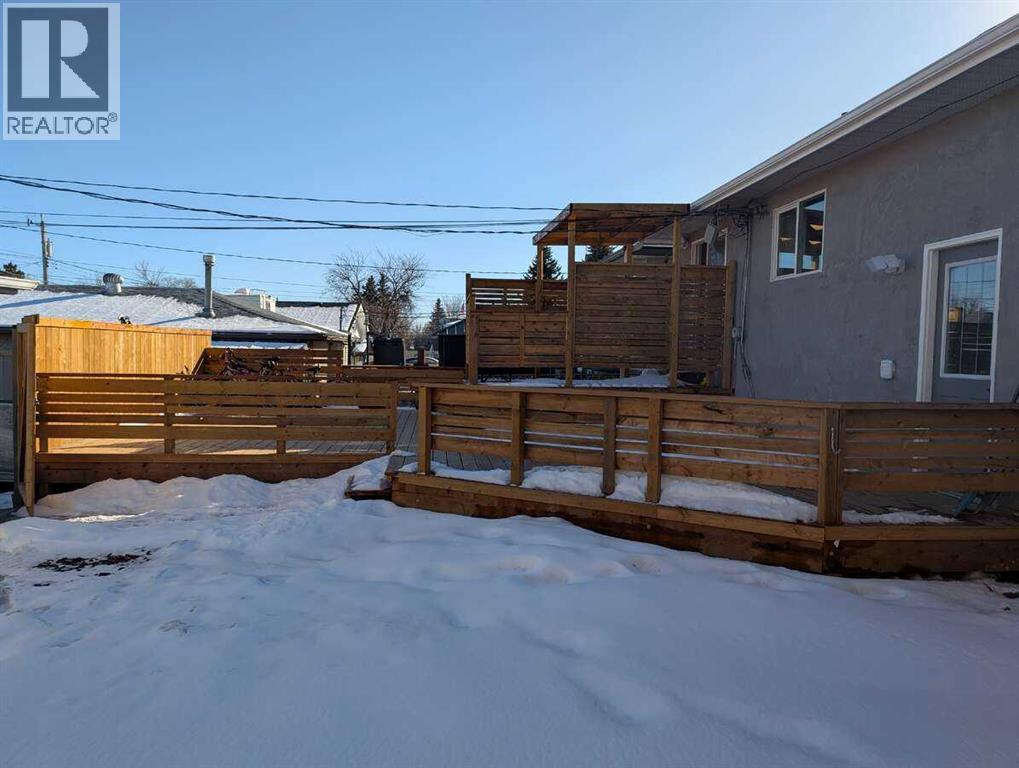 1106 39 Street Se Property Photo 24