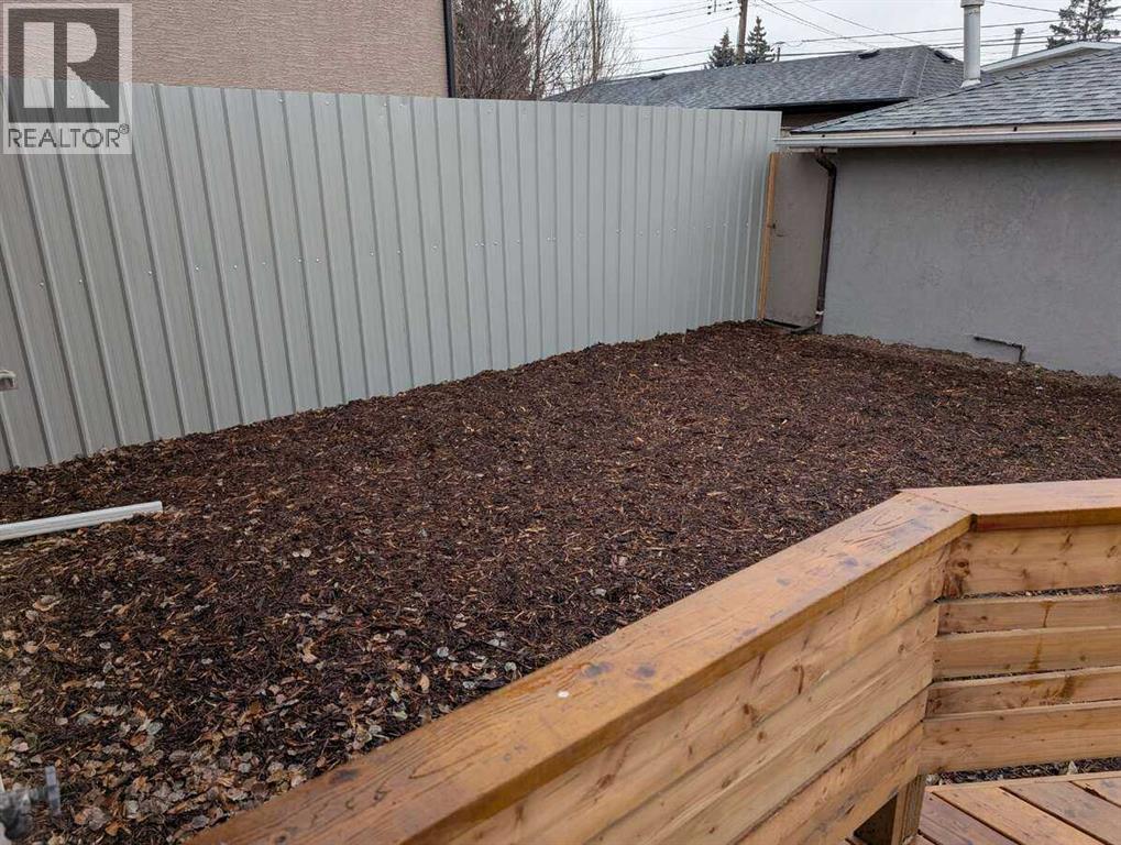 1106 39 Street Se Property Photo 26