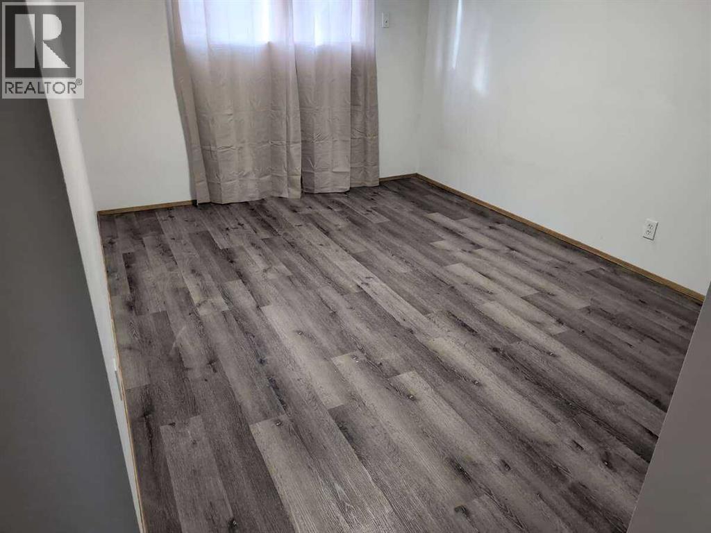 1106 39 Street Se Property Photo 32