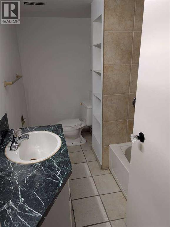 1106 39 Street Se Property Photo 33