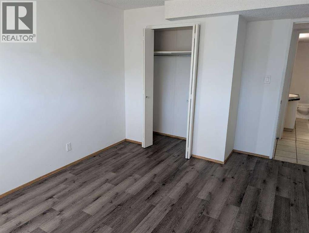 1106 39 Street Se Property Photo 34