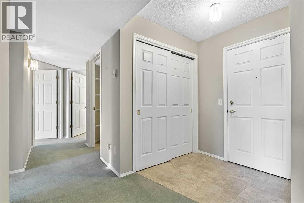2206 Sienna Park Green Southwest Property Photo 4
