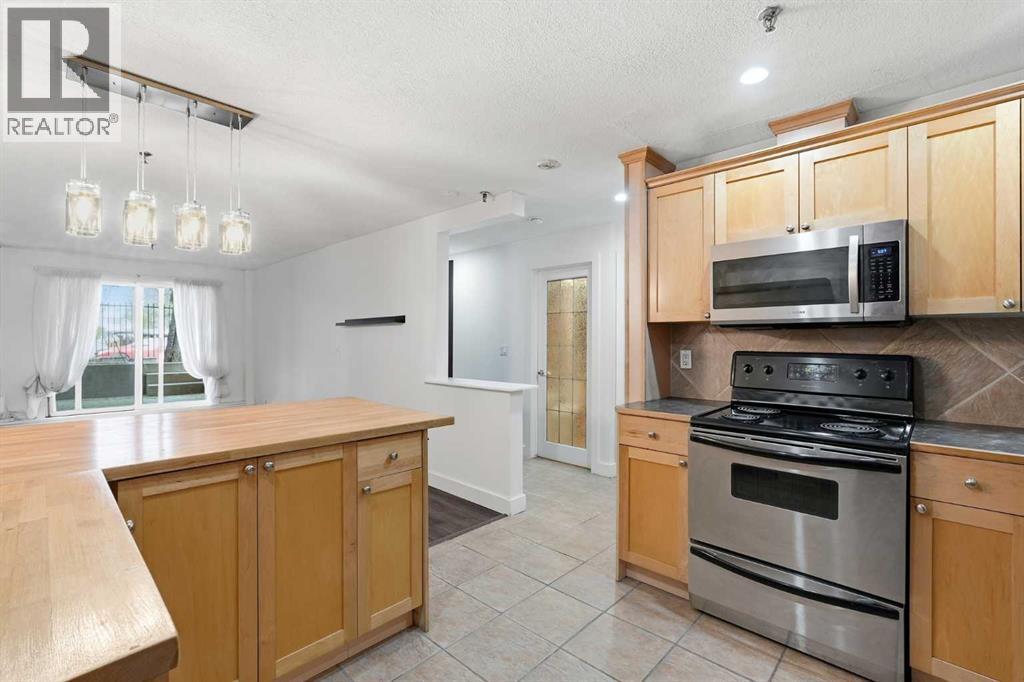 717 4a Street Northeast Property Photo 3