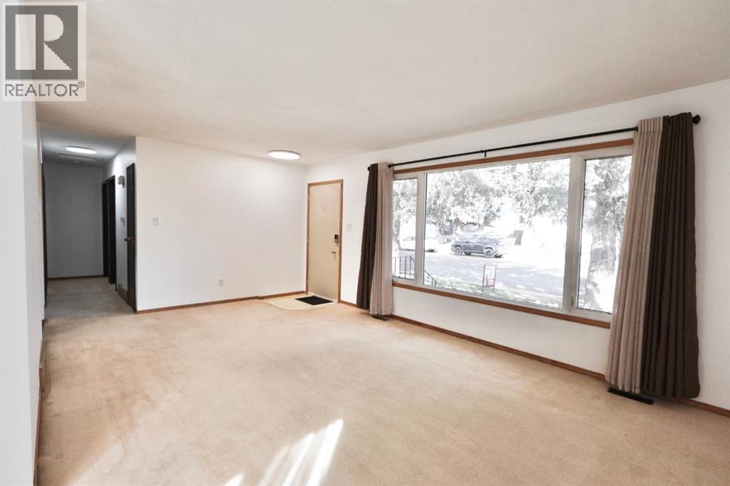 59 Greenbrook Drive E Property Photo 5