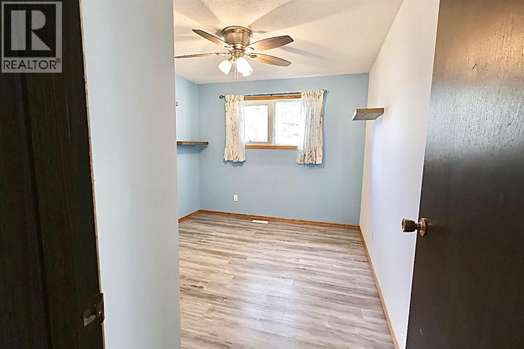 59 Greenbrook Drive E Property Photo 21