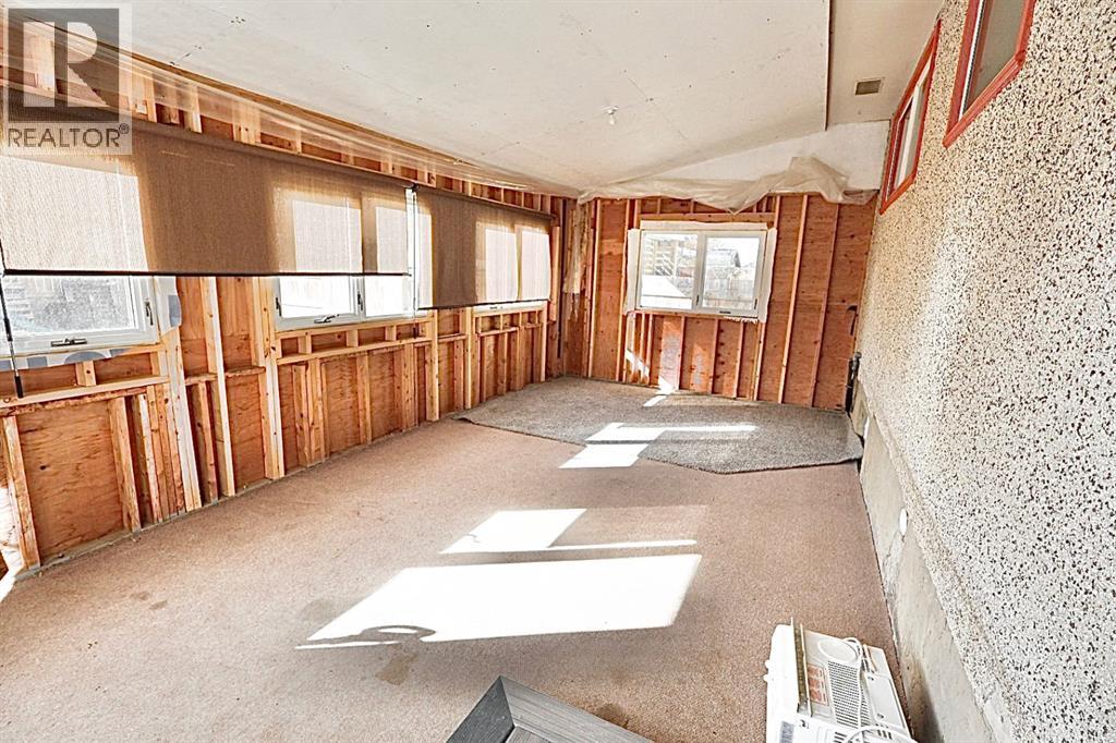 59 Greenbrook Drive E Property Photo 43