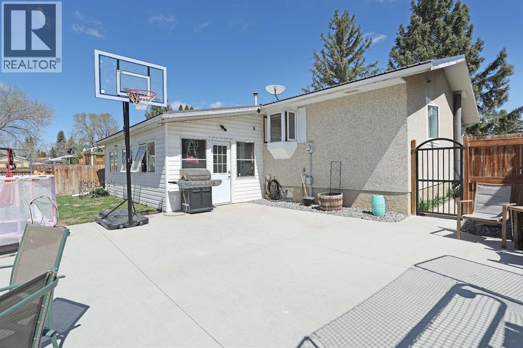 59 Greenbrook Drive E Property Photo 47