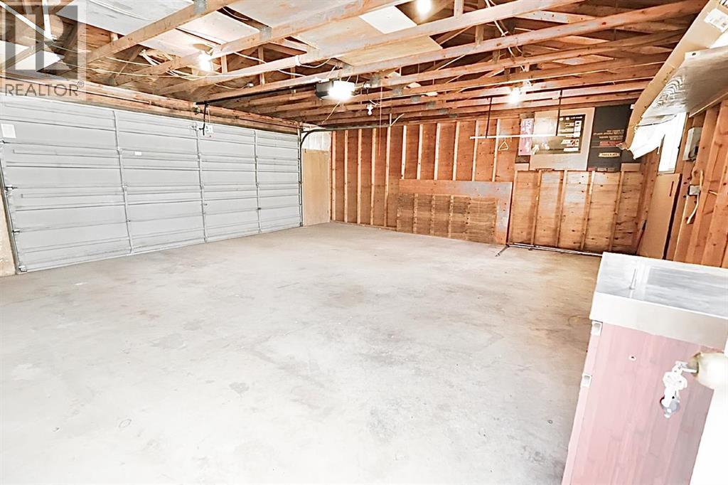 59 Greenbrook Drive E Property Photo 50