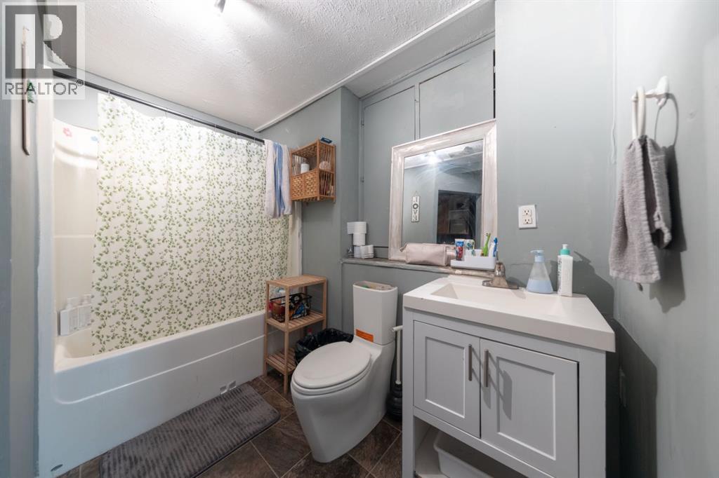 5620 49 Avenue Property Photo 13