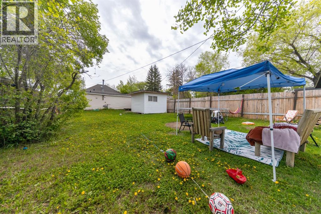 5620 49 Avenue Property Photo 17