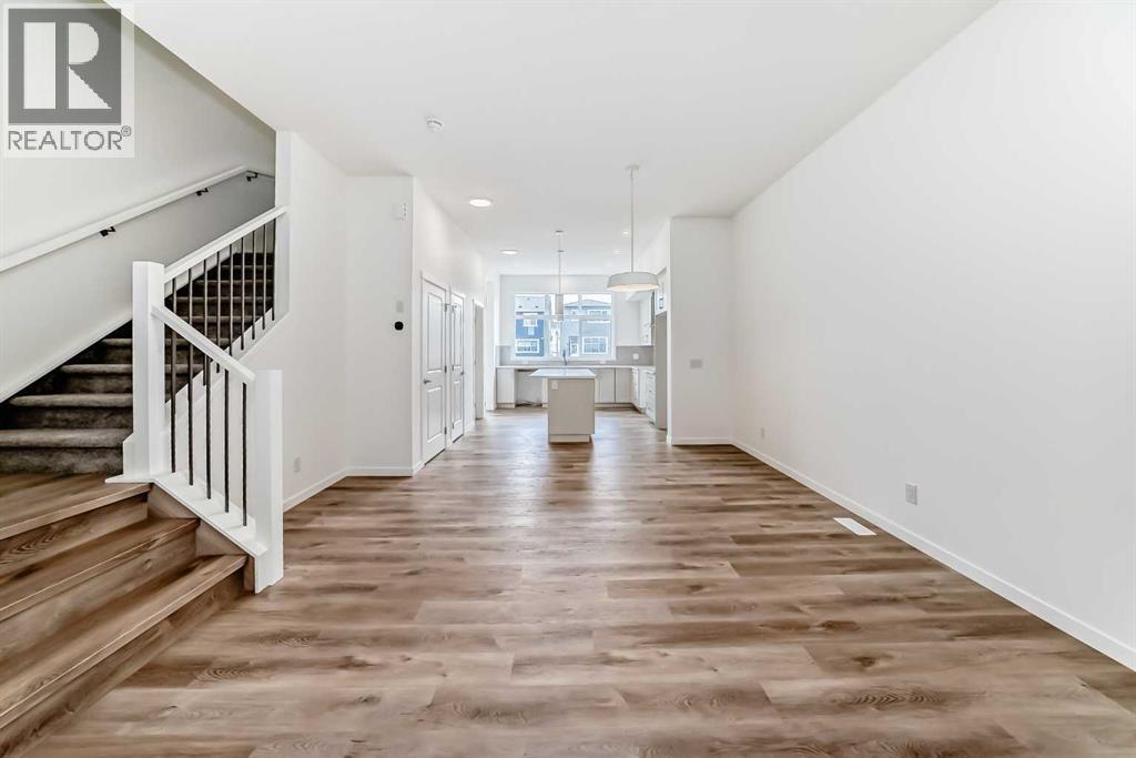 36 Mercado Road Se Property Photo 27