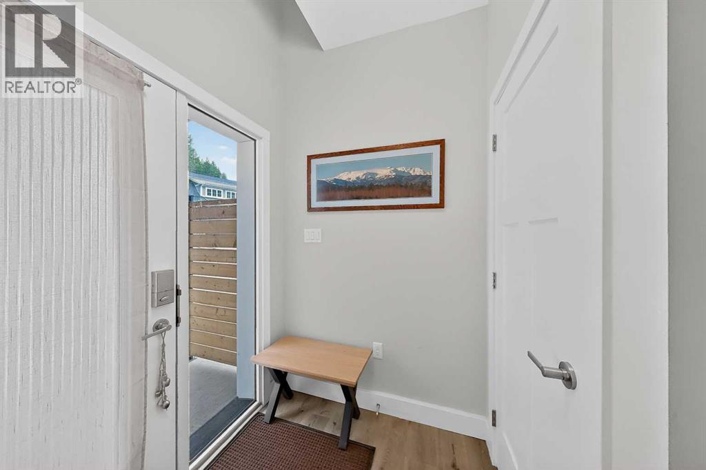 209 Southmore Place Property Photo 9