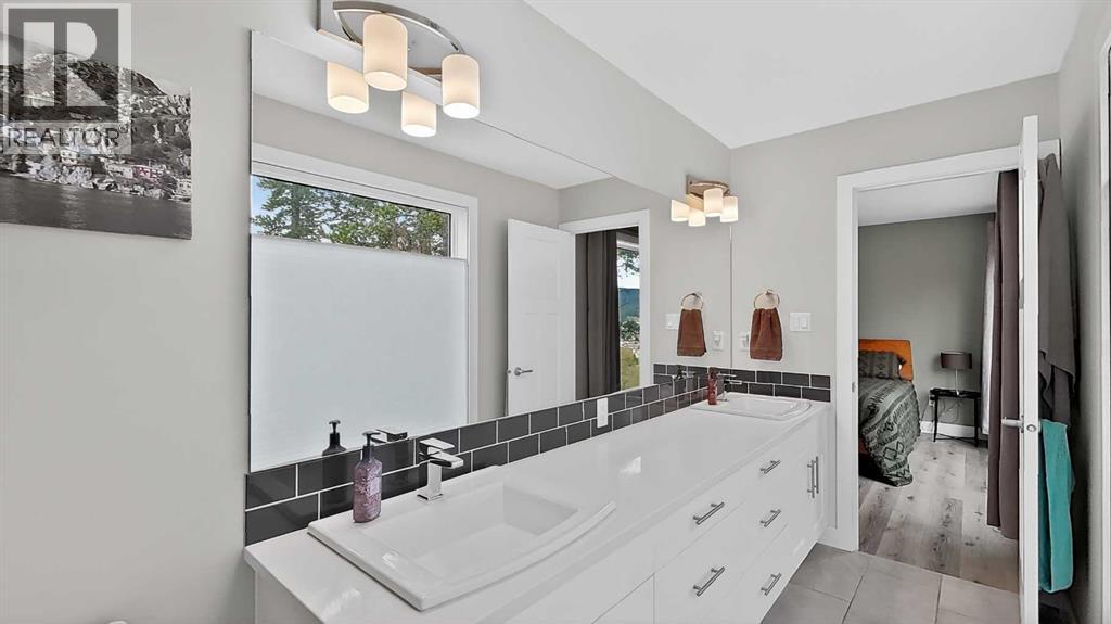 209 Southmore Place Property Photo 34