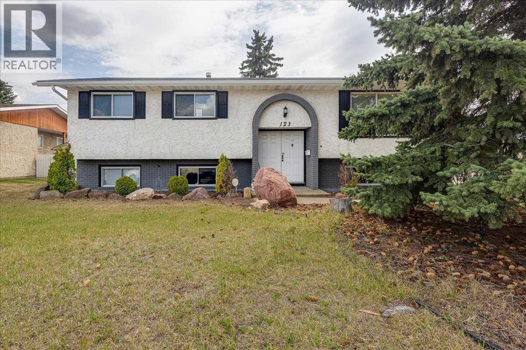 123 Nolan Street Property Photo 2