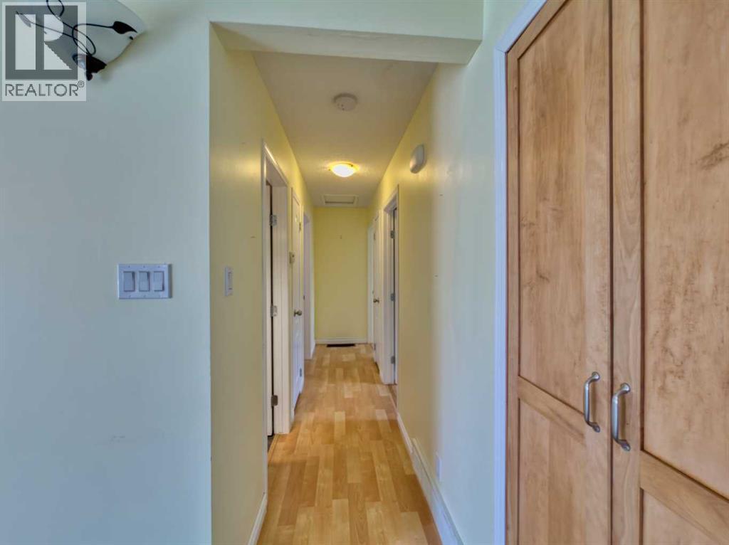 13553 18 Avenue Property Photo 13