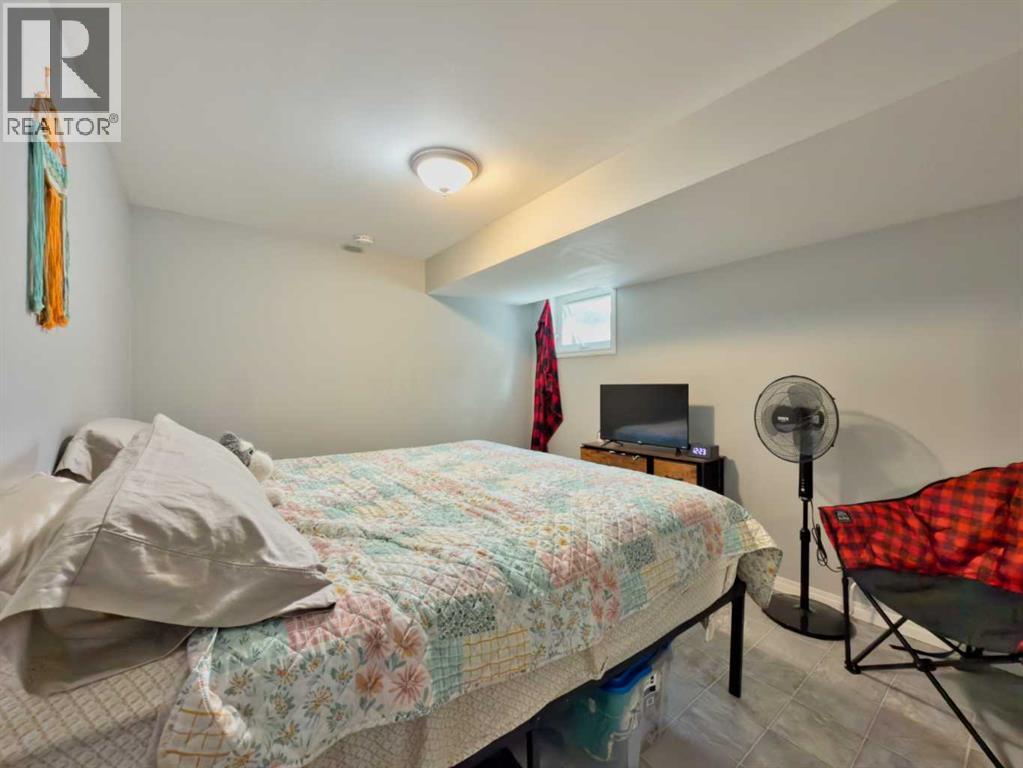 13553 18 Avenue Property Photo 25