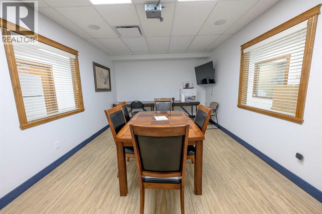 11725 105 Street Property Photo 13
