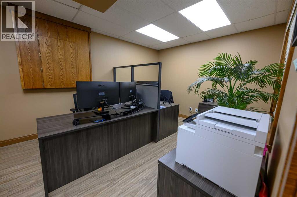11725 105 Street Property Photo 21