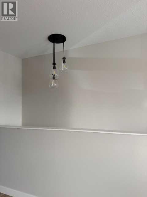 9 Gray Close Property Photo 10