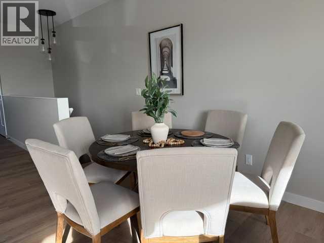 9 Gray Close Property Photo 22